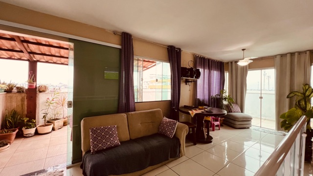 Cobertura / Penthouse com 720m² 5 quartos e 4 banheiros, à venda, no bairro Braga em Cabo Frio