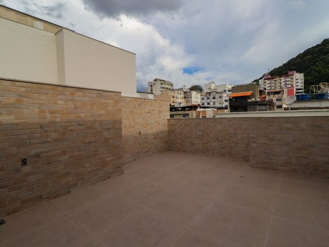 Cobertura / Penthouse 3 quartos e 2 banheiros, à venda, no bairro Vale do Ipê em Juiz de Fora