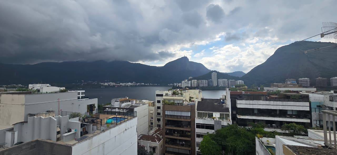 Cobertura / Penthouse à venda, Rua Nascimento Silva - Ipanema. Varanda, 5 quartos / 5 suítes, possibilidade de terraço gourmet. 600 m². 4 vagas.