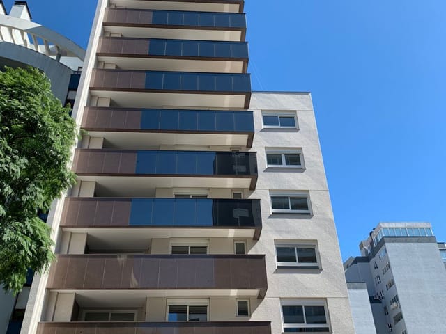 Cobertura / Penthouse 3 quartos e 5 banheiros, à venda, no bairro Exposição em Caxias do Sul