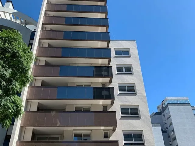 Cobertura / Penthouse 3 quartos e 5 banheiros, à venda, no bairro Exposição em Caxias do Sul