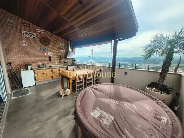 Cobertura / Penthouse com 110m² 3 quartos e 2 banheiros, à venda, no bairro Morada da Colina em Volta Redonda