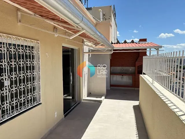 Cobertura / Penthouse com 114m² 3 quartos e 2 banheiros, à venda ou para alugar, no bairro Riachuelo em Rio de Janeiro