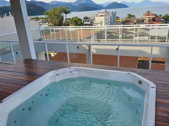 Cobertura / Penthouse com 10m² 3 quartos e 4 banheiros, à venda, no bairro Itaguá em Ubatuba