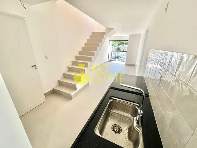 Cobertura / Penthouse com 150m² 2 quartos e 3 banheiros, à venda, no bairro Jardim Belvedere em Volta Redonda
