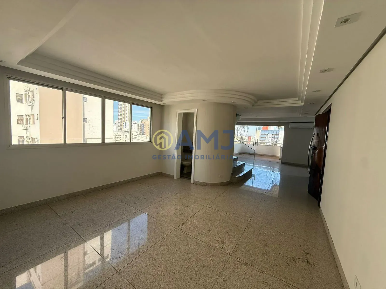 Cobertura, 5 quartos, 284 m² - Foto 4