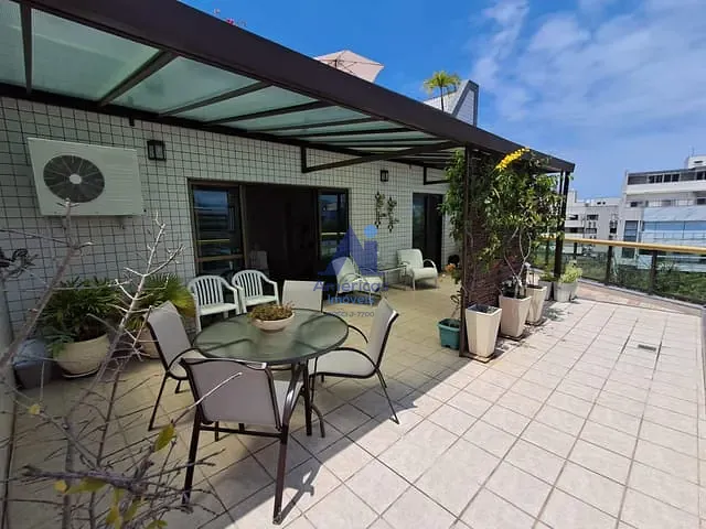 Cobertura / Penthouse com 300m² 3 quartos e 5 banheiros, à venda, no bairro Recreio dos Bandeirantes em Rio de Janeiro