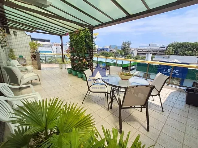 Cobertura / Penthouse com 300m² 3 quartos e 5 banheiros, à venda, no bairro Recreio dos Bandeirantes em Rio de Janeiro
