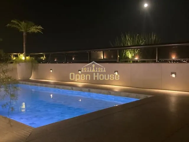 Cobertura / Penthouse com 511m² 4 quartos e 3 banheiros, à venda, no bairro Aterrado em Volta Redonda
