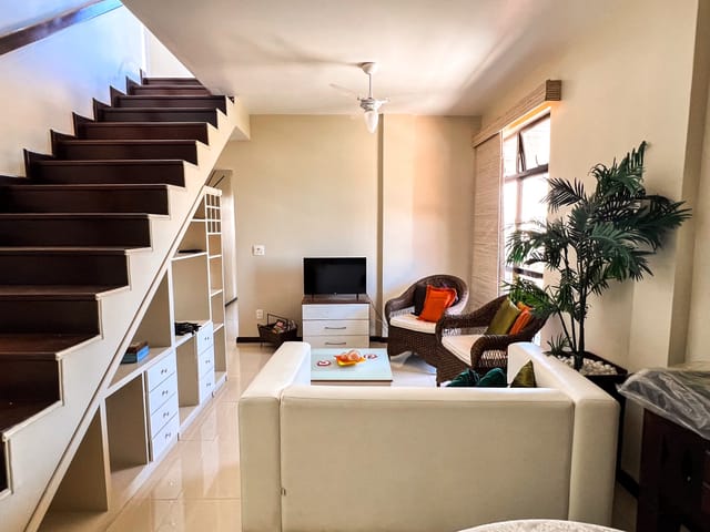 Cobertura / Penthouse com 276m² 4 quartos e 3 banheiros, à venda, no bairro Passagem em Cabo Frio
