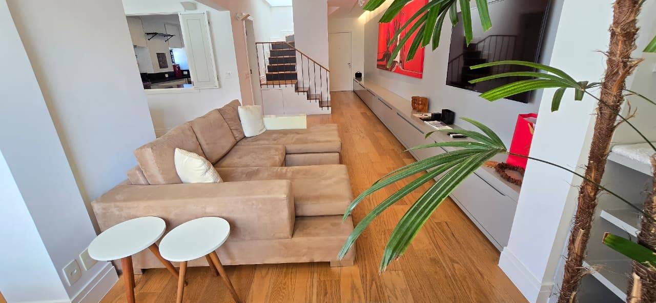 Cobertura / Penthouse à venda, Rua Prudente de Morais - Ipanema. 3 quartos sendo 2 suites, área gourmet, hidromassagem. 250 m². 2 vagas.