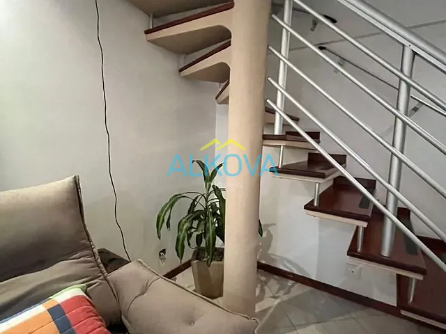 Cobertura / Penthouse com 150m² 4 quartos e 3 banheiros, à venda, no bairro Jardim Satélite em São José dos Campos