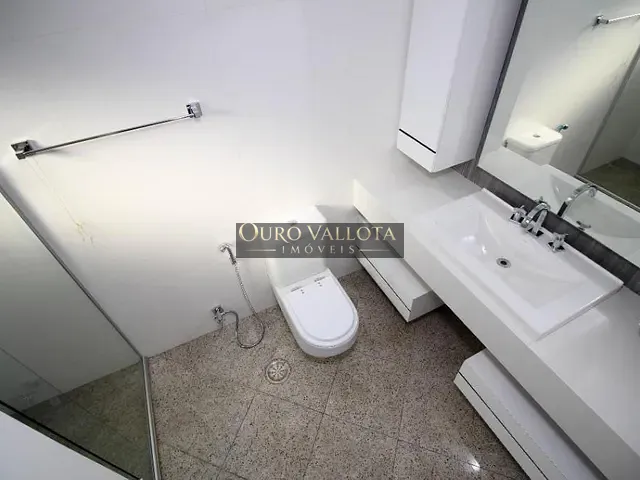 Cobertura / Penthouse 4 quartos e 5 banheiros, à venda, no bairro Moema em São Paulo