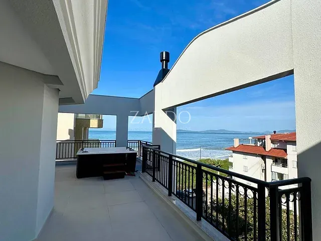 Cobertura / Penthouse 4 quartos e 5 banheiros, à venda, no bairro Praia Grande em Governador Celso Ramos