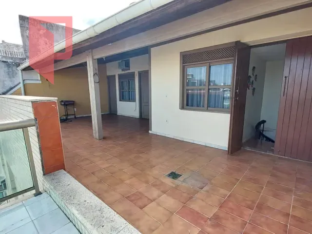 Cobertura / Penthouse 4 quartos e 3 banheiros, à venda, no bairro Vila Nova em Cabo Frio