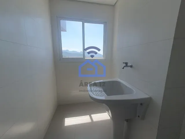 Cobertura / Penthouse 3 quartos e 1 banheiro, à venda, no bairro Massaguaçu em Caraguatatuba