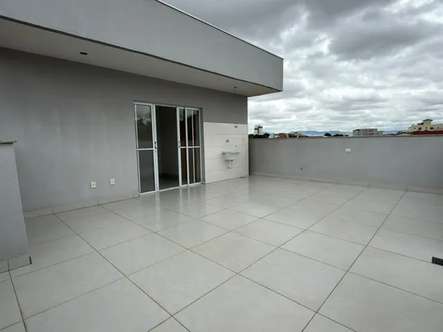 Cobertura / Penthouse 2 quartos e 1 banheiro, à venda, no bairro Santa Mônica em Belo Horizonte