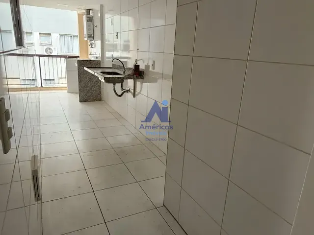 Cobertura / Penthouse 4 quartos e 3 banheiros, para alugar, no bairro Anil em Rio de Janeiro