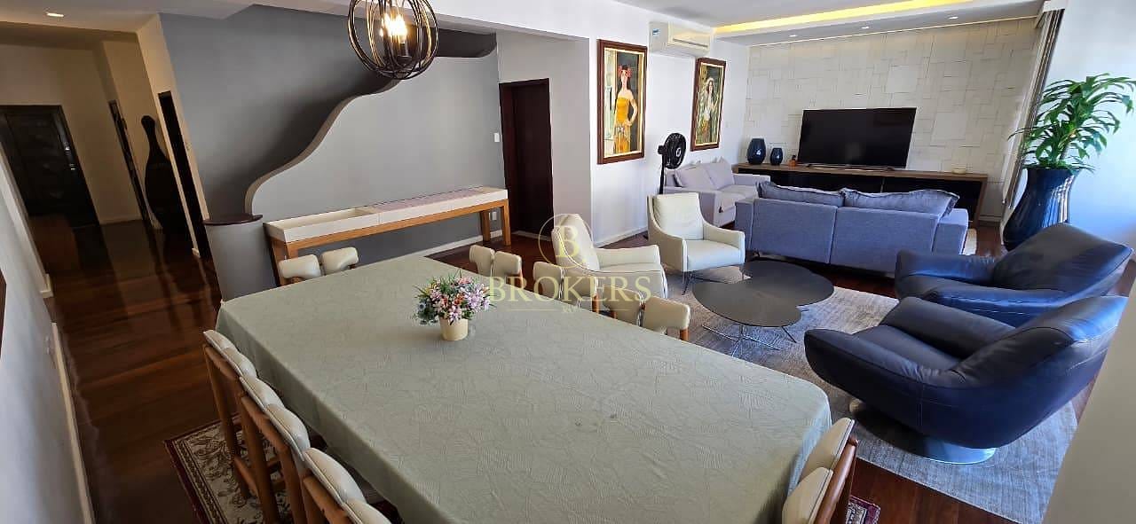 Cobertura / Penthouse modernizada para venda e locação Rua Barata Ribeiro - Copacabana. 4 quartos, sendo 1 suíte, área externa, 1 vaga na escritura. 302 m².