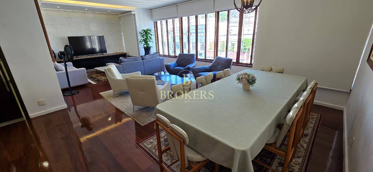 Cobertura / Penthouse modernizada para venda e locação Rua Barata Ribeiro - Copacabana. 4 quartos, sendo 1 suíte, área externa, 1 vaga na escritura. 302 m².