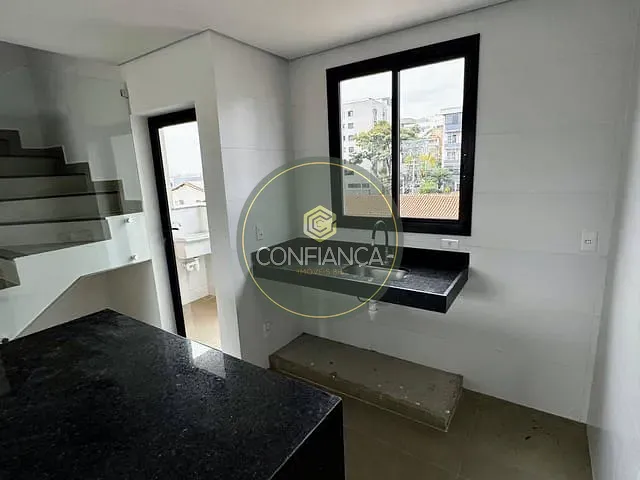 Cobertura / Penthouse 3 quartos e 3 banheiros, à venda, no bairro União em Belo Horizonte