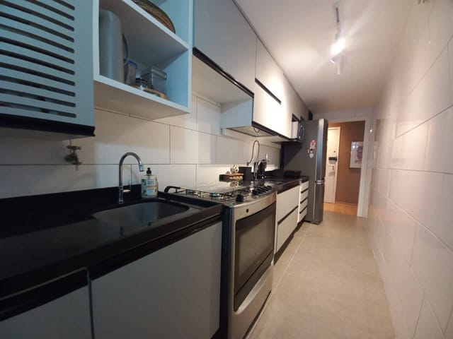 Cobertura / Penthouse com 180m² 3 quartos e 3 banheiros, para alugar, no bairro Recreio dos Bandeirantes em Rio de Janeiro