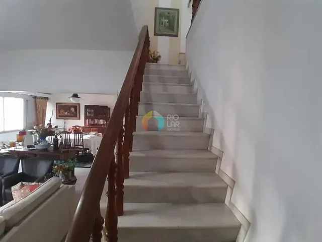 Cobertura / Penthouse com 214m² 4 quartos e 4 banheiros, à venda, no bairro Laranjeiras em Rio de Janeiro