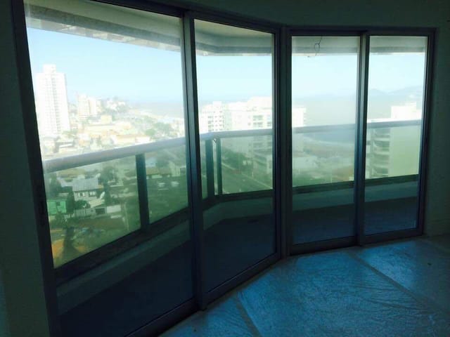 Cobertura / Penthouse com 451m² 4 quartos e 6 banheiros, à venda, no bairro Praia Campista em Macaé