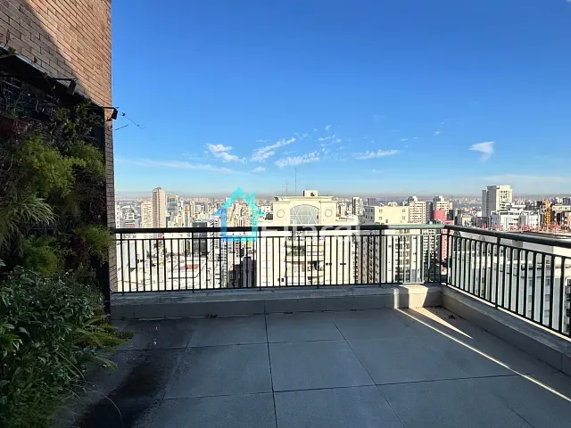 Cobertura / Penthouse 3 quartos e 3 banheiros, à venda, no bairro Pinheiros em São Paulo