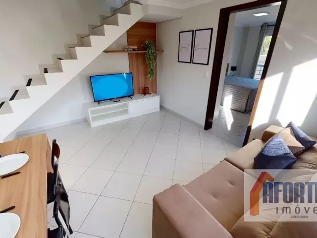 Cobertura / Penthouse 1 quarto e 1 banheiro, à venda, no bairro Centro em Curitiba