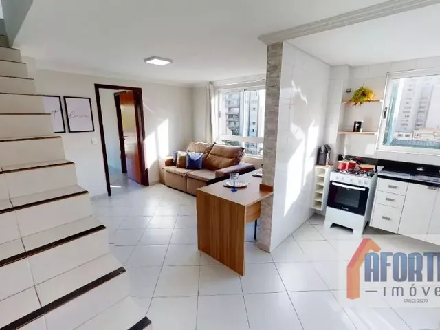 Cobertura / Penthouse 1 quarto e 1 banheiro, à venda, no bairro Centro em Curitiba