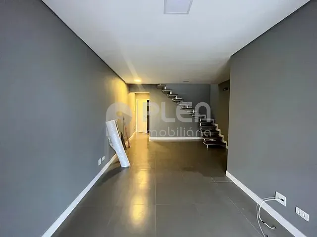 Cobertura / Penthouse 3 quartos e 3 banheiros, à venda, no bairro Água Fria em São Paulo