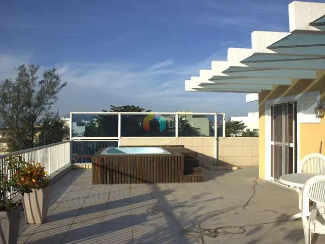 Cobertura / Penthouse com 182m² 2 quartos e 2 banheiros, à venda, no bairro Recreio dos Bandeirantes em Rio de Janeiro