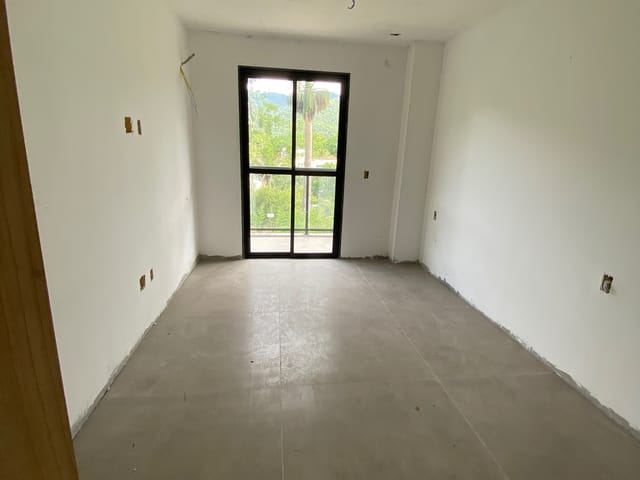 Cobertura / Penthouse 3 quartos e 1 banheiro, à venda, no bairro Vargem Grande em Rio de Janeiro