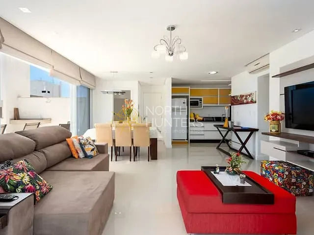 Cobertura / Penthouse com 299m² 2 quartos e 3 banheiros, para alugar, no bairro Jurerê em Florianópolis