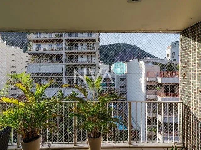 Cobertura / Penthouse com 170m² 3 quartos e 5 banheiros, à venda, no bairro Humaitá em Rio de Janeiro