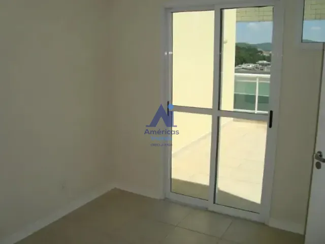 Cobertura / Penthouse com 174m² 4 quartos e 2 banheiros, para alugar, no bairro Freguesia (Jacarepaguá) em Rio de Janeiro