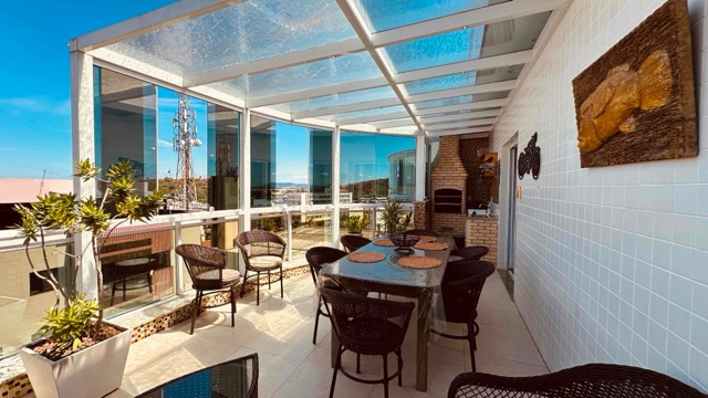 Cobertura / Penthouse 3 quartos e 3 banheiros, à venda, no bairro Centro em Cabo Frio