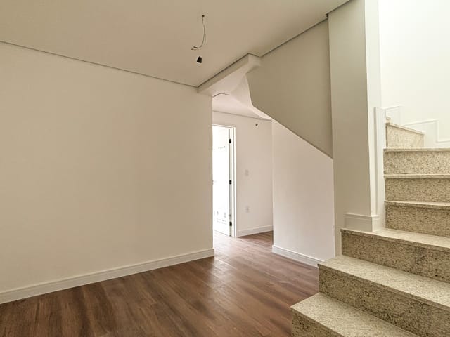 Cobertura / Penthouse 4 quartos e 3 banheiros, à venda, no bairro Santa Helena em Juiz de Fora