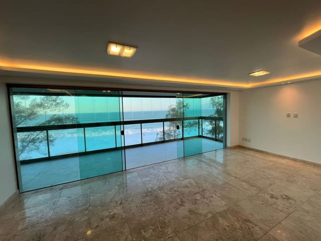 Cobertura / Penthouse com 213m² 4 quartos e 5 banheiros, à venda, no bairro Praia do Pecado em Macaé