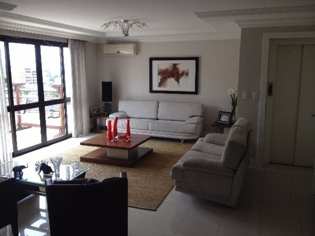 Cobertura / Penthouse com 317m² 3 quartos e 1 banheiro, à venda, no bairro Nossa Senhora de Lourdes em Caxias do Sul
