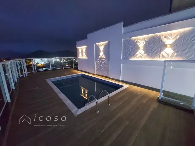 Cobertura / Penthouse com 233m² 3 quartos e 3 banheiros, à venda, no bairro Centro em Ubatuba