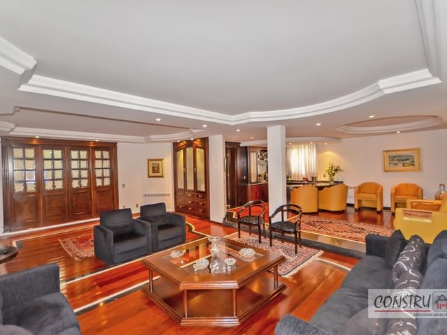 Cobertura / Penthouse 4 quartos e 9 banheiros, à venda, no bairro Água Verde em Curitiba