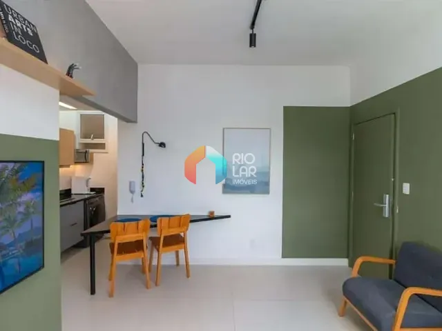 Cobertura / Penthouse com 50m² 2 quartos e 2 banheiros, à venda, no bairro Catete em Rio de Janeiro