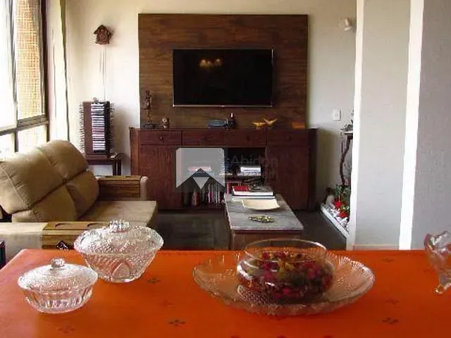 Cobertura / Penthouse com 220m² 4 quartos e 2 banheiros, à venda, no bairro Icaraí em Niterói