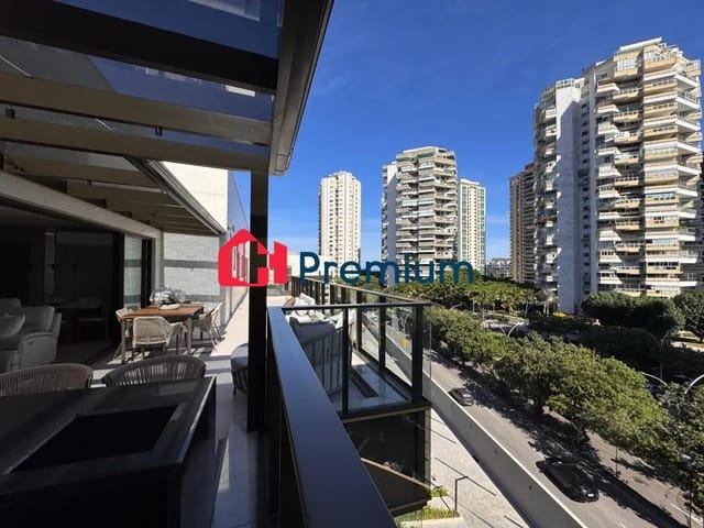 Cobertura / Penthouse 3 quartos e 2 banheiros, à venda, no bairro Barra da Tijuca em Rio de Janeiro