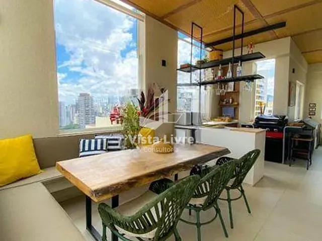 Cobertura / Penthouse com 147m² 2 quartos e 3 banheiros, à venda, no bairro Vila Olímpia em São Paulo