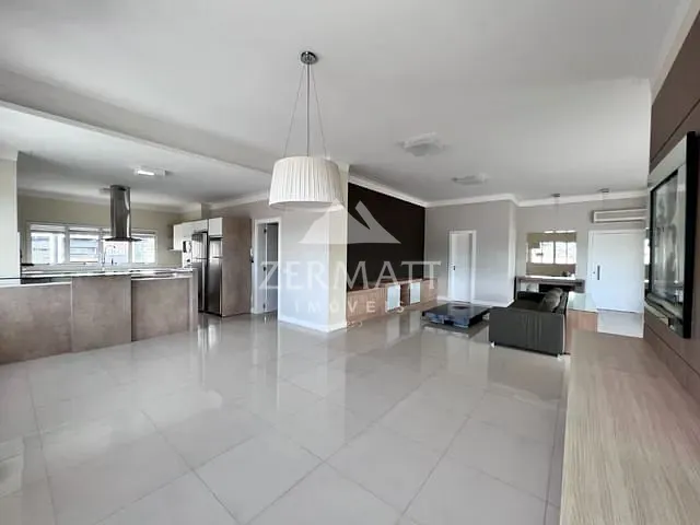 Cobertura / Penthouse com 460m² 3 quartos e 5 banheiros, à venda, no bairro Centro (Blumenau) em Blumenau