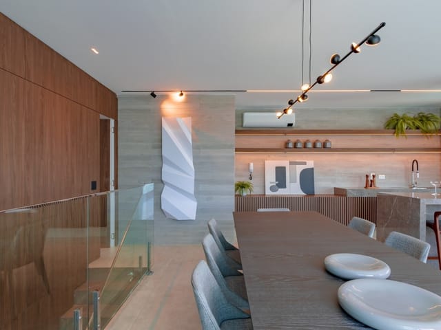 Cobertura / Penthouse com 367m² 3 quartos e 5 banheiros, à venda, no bairro Cabral em Curitiba