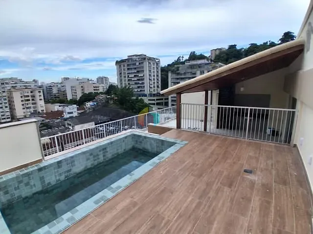 Cobertura / Penthouse com 283m² 4 quartos e 3 banheiros, à venda, no bairro Laranjeiras em Rio de Janeiro